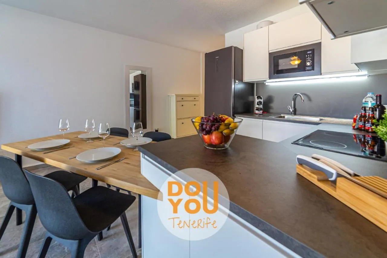 Holiday Apartments Oasis Los Cristianos  Ισπανία