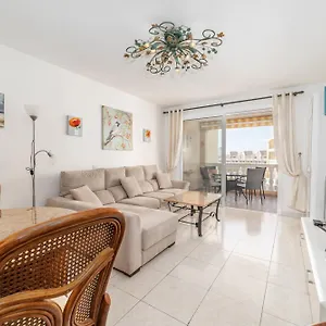  Apartment Tropical
